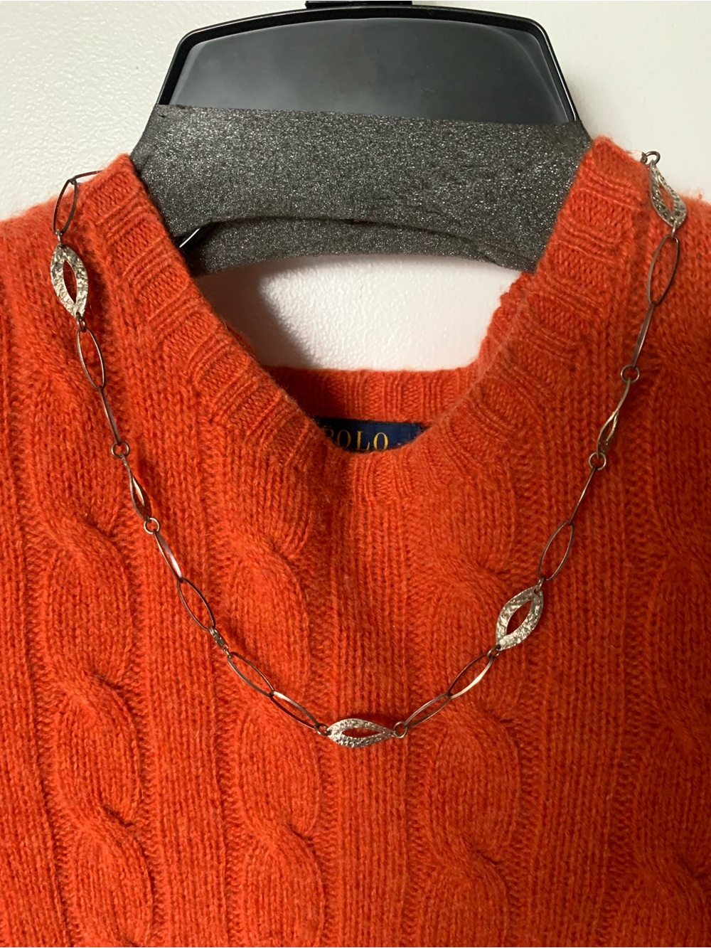 Silver Tone Metal Chain Station Necklace Leaf Design Spring Ring Closure